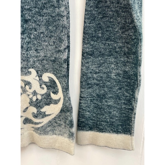 Cabi Womens Blue White Sweater Size XS Cotton Cashmere Blend V Neck Lightweight - Picture 3 of 11